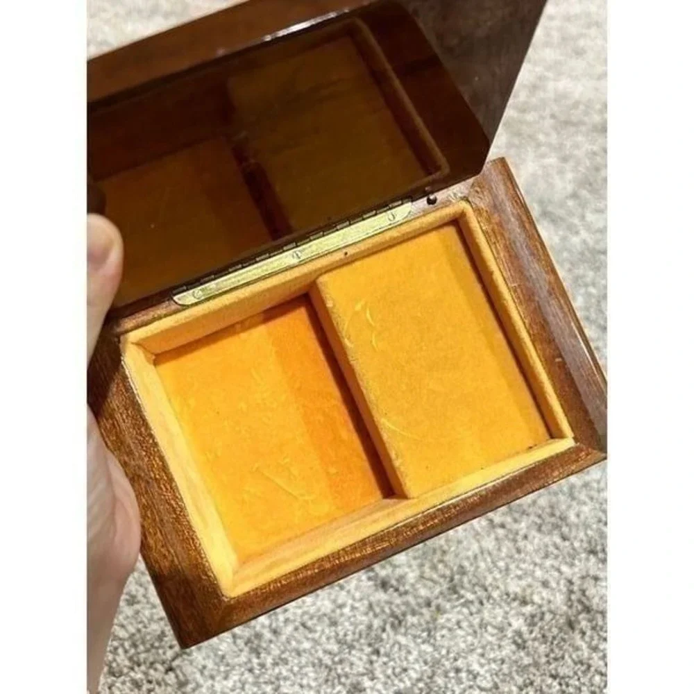 Vintage Reuge Swiss Musical Jewelry Box Floral Wood Marquetry Italy Last Waltz